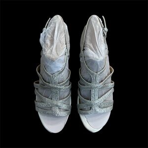 Naturalizer‎ Silver Strappy Sandals